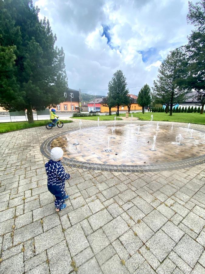 Villa Drevenica Emilka, 5 Min Restauracia, Z Terasy Vyhlad Na Kralovu Holu A Polomske Ocko, Gril, Ohnisko, Kotlik à Brezno Extérieur photo